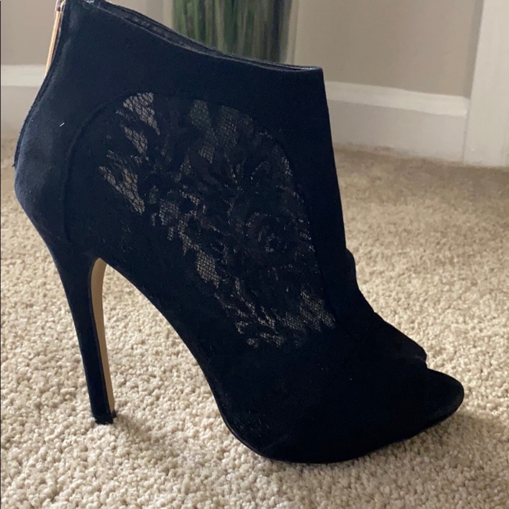 Black lace booties by Aldo size 8 1/2